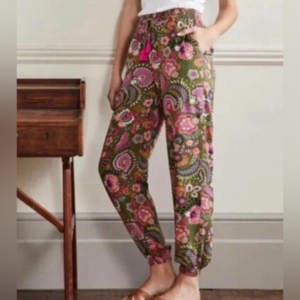 Floral Print Relaxed Jogger Pants - Pink & Olive